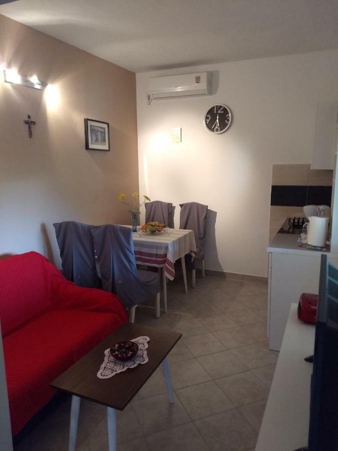 Apartman Tariba Supetarska Draga Exteriör bild