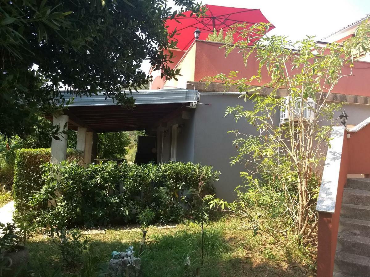 Apartman Tariba Supetarska Draga Exteriör bild