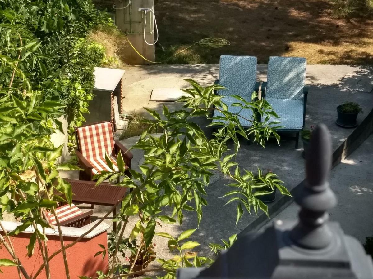 Apartman Tariba Supetarska Draga Exteriör bild