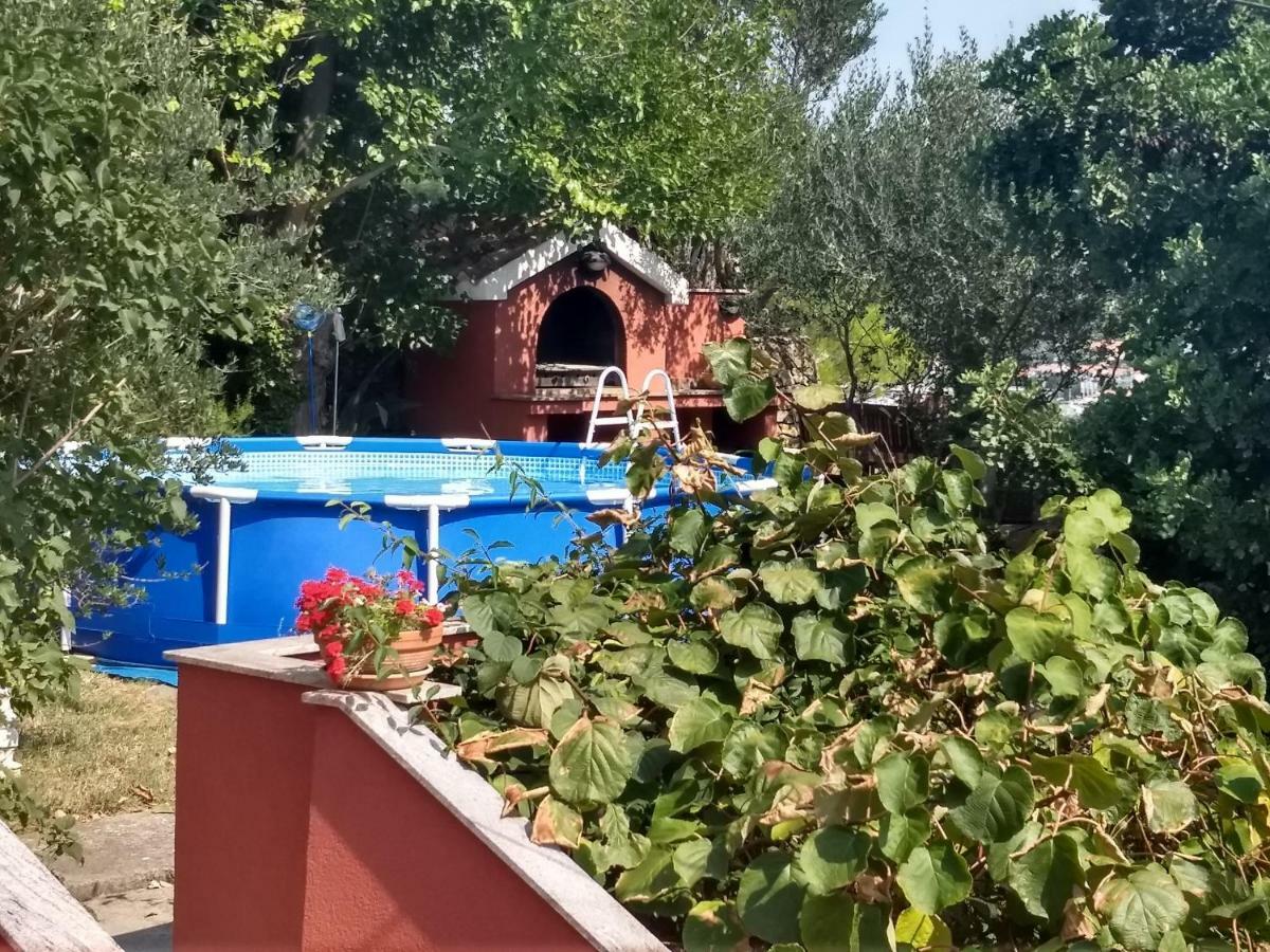 Apartman Tariba Supetarska Draga Exteriör bild